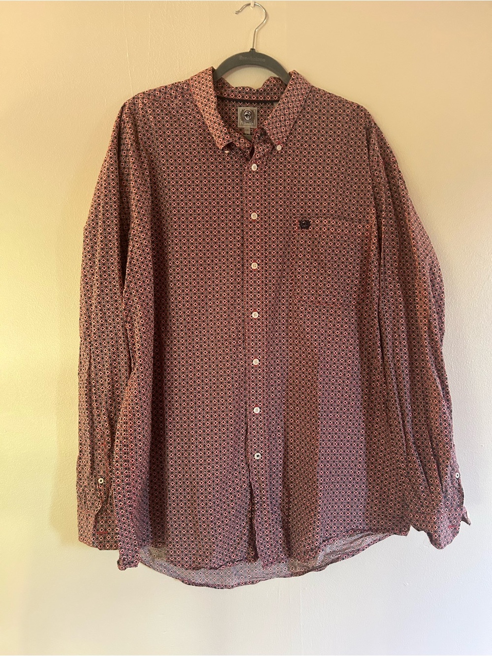 Cinch Men’s Red Micro-Pattern Button-Down Shirt